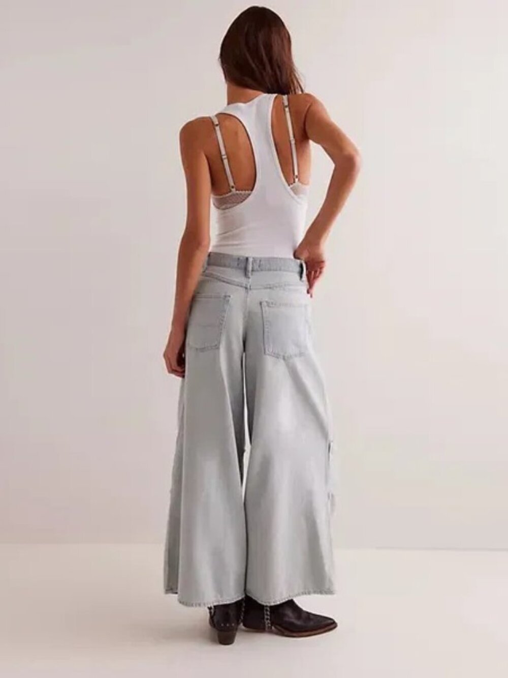 Free People Westward Demi Jeans NWT - Picture 2 of 14